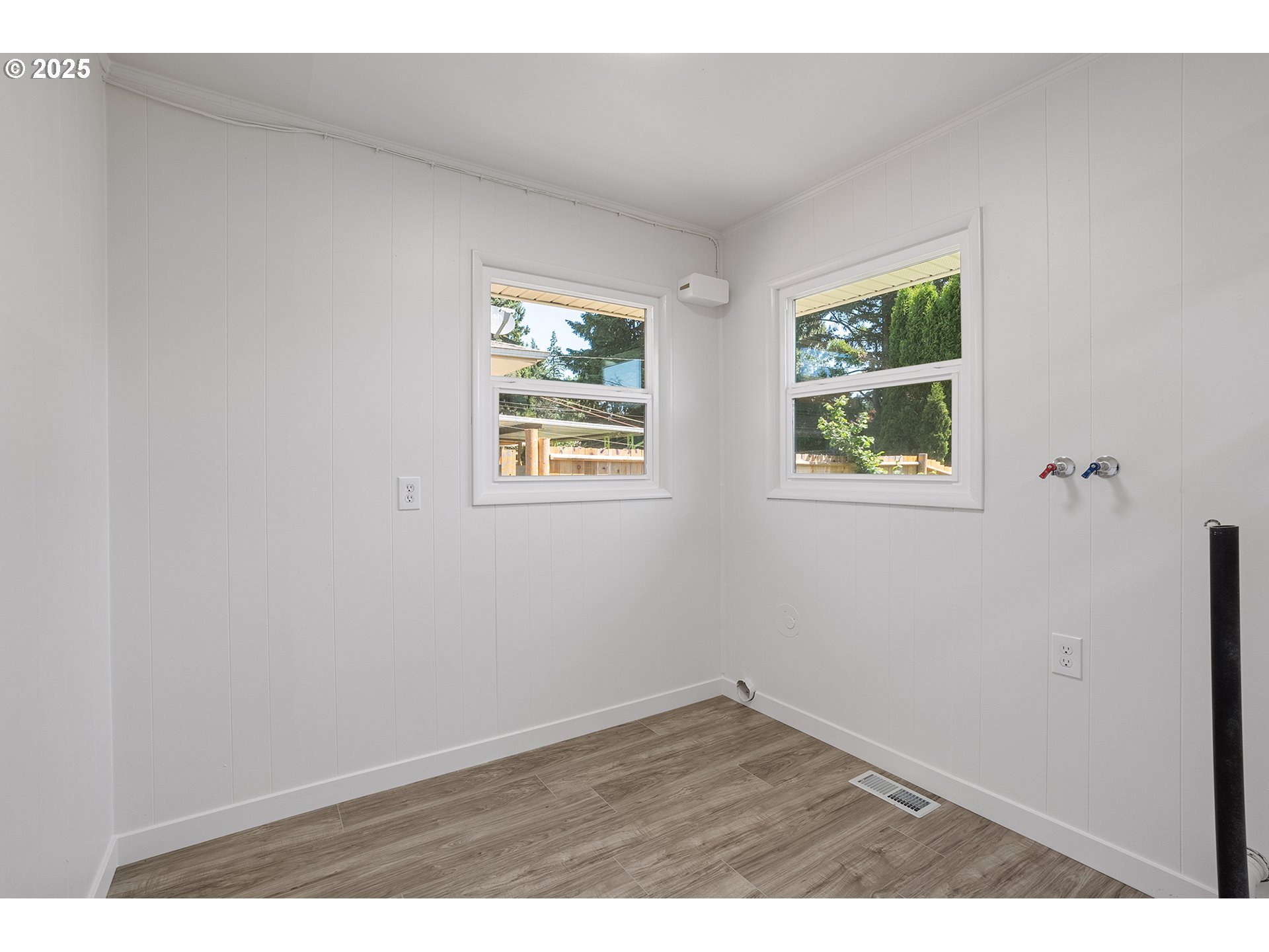 116 Southeast 153rd Avenue Portland, OR 97233 - Photo 19 of 44