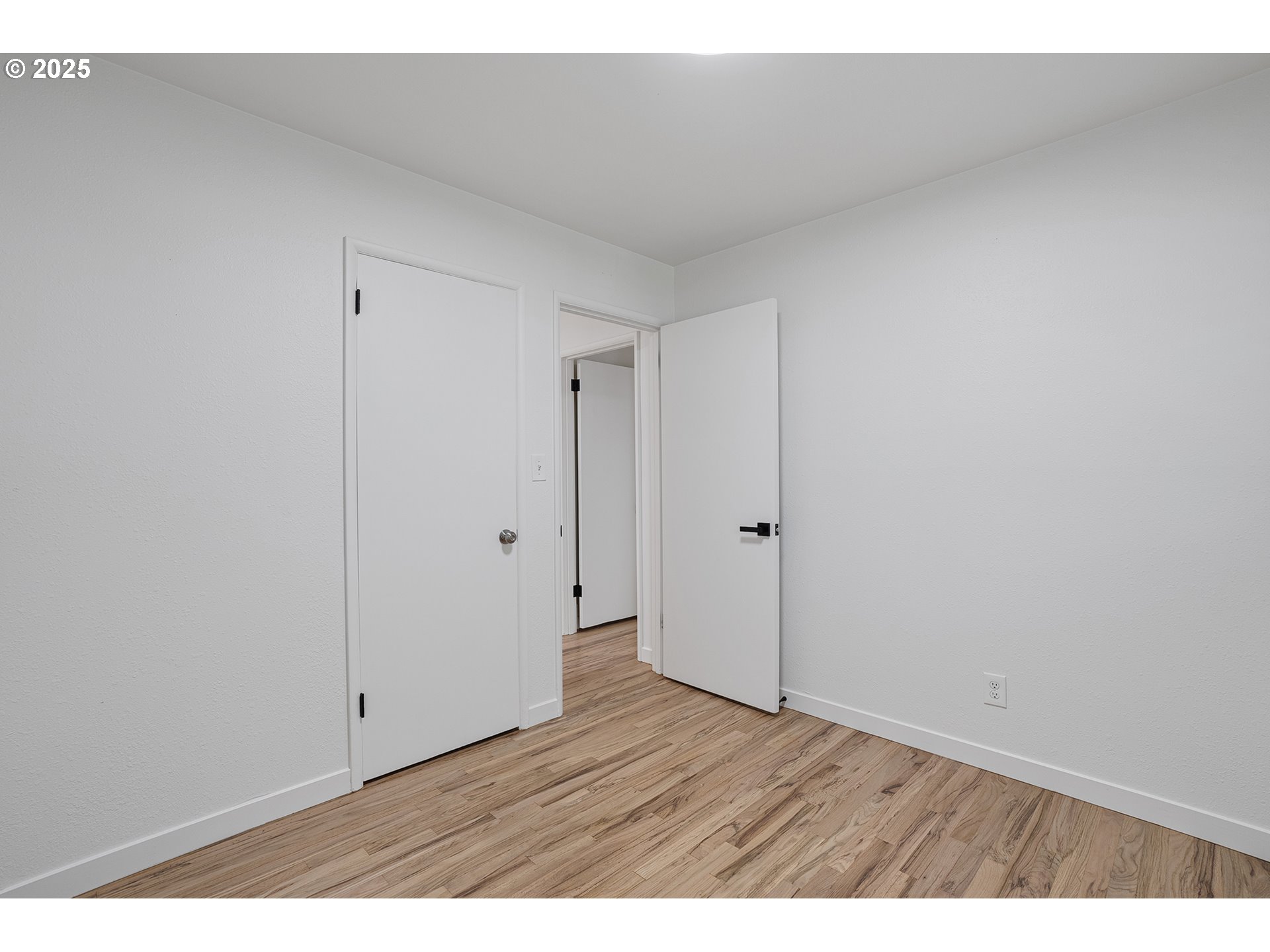 116 Southeast 153rd Avenue Portland, OR 97233 - Photo 27 of 44