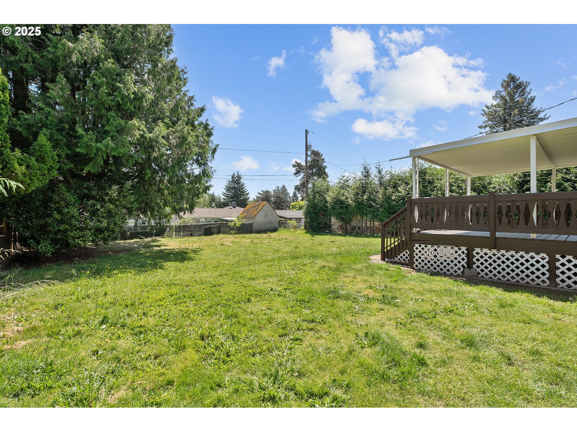 116 Southeast 153rd Avenue Portland, OR 97233 - Photo 42 of 44