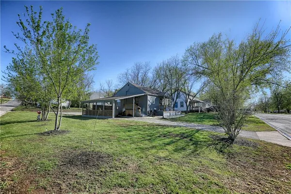 $180,000 | 1144 Chestnut Avenue, Osawatomie, KS 66064