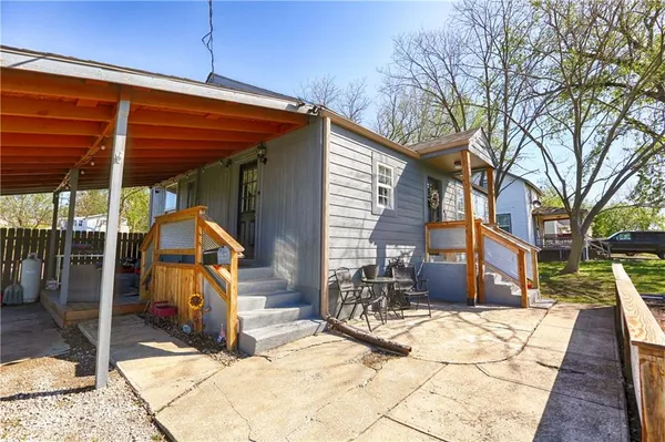$180,000 | 1144 Chestnut Avenue, Osawatomie, KS 66064