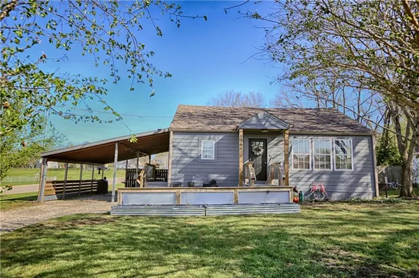 $180,000 | 1144 Chestnut Avenue, Osawatomie, KS 66064