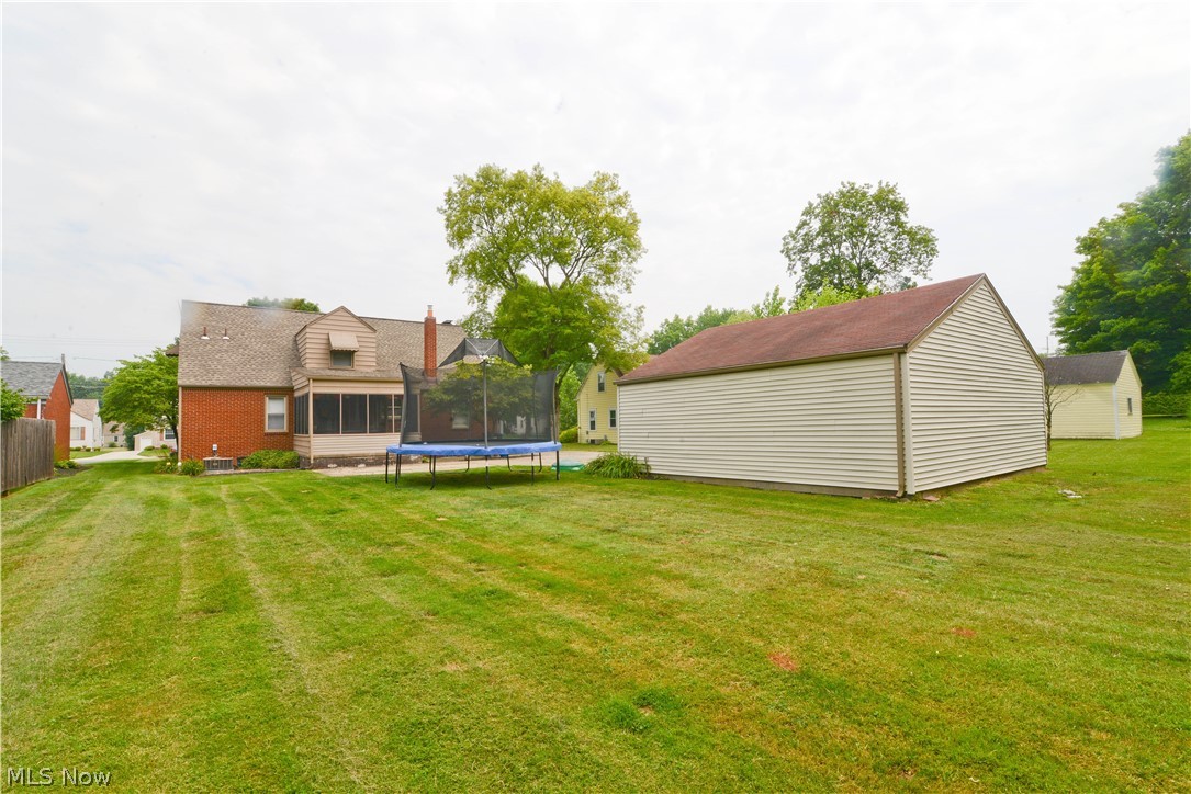 325 Ewing Road Youngstown, OH 44512 - Photo 28 of 29 Gallery Image 28