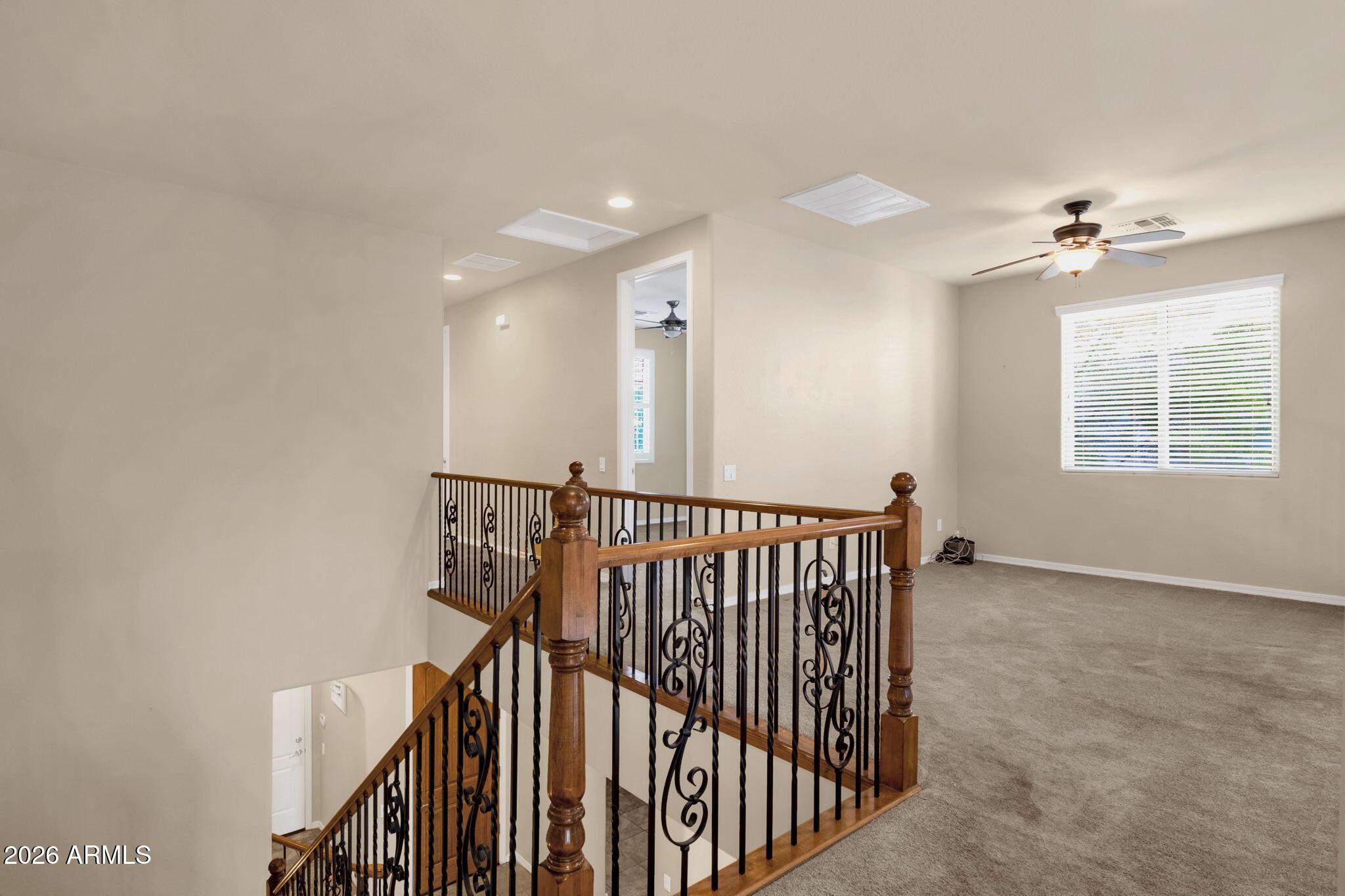 3927 East Waller Lane Phoenix, AZ 85050 - Photo 32 of 63 Loft