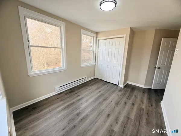 $2,300 | 3 Maple Street, Unit 7, Seymour, CT 06483