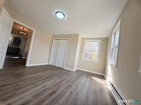 $2,300 | 3 Maple Street, Unit 7, Seymour, CT 06483