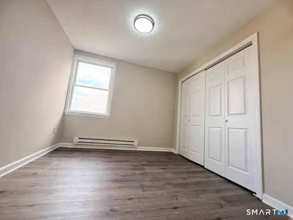 $2,300 | 3 Maple Street, Unit 7, Seymour, CT 06483