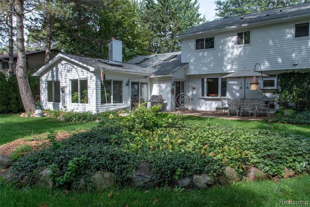 2275 Chalet Drive Rochester Hills, MI 48309 - Photo 53 of 62