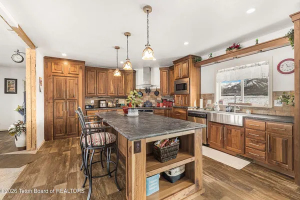 $727,000 | 60 Summit Way, Thayne, WY 83127
