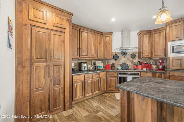 $727,000 | 60 Summit Way, Thayne, WY 83127