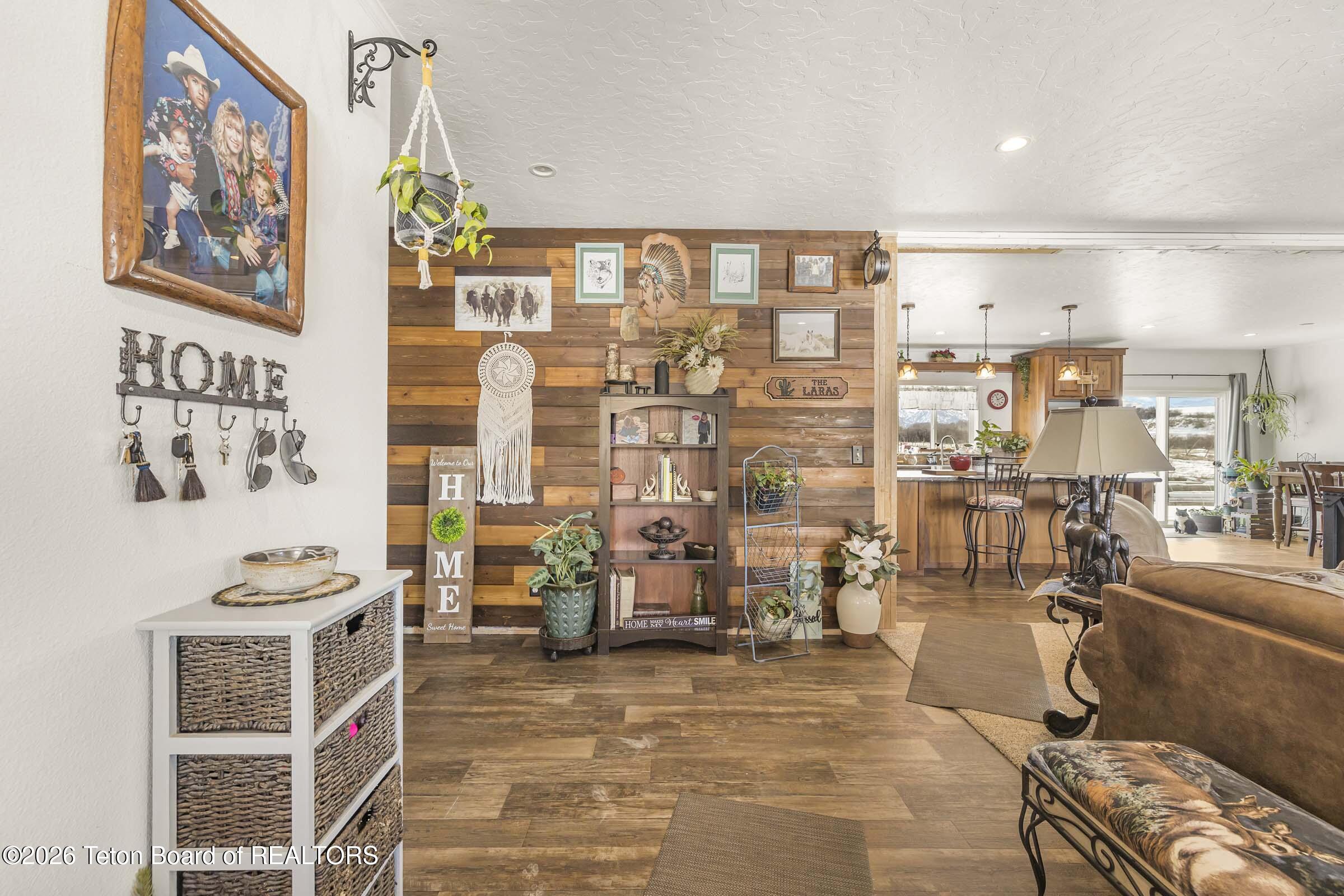 60 Summit Way Thayne, WY 83127 - Photo 4 of 36 3-Entry