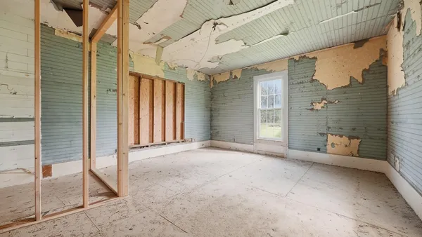 $250,000 | 152 Ridge View Street, Decatur, TN 37322