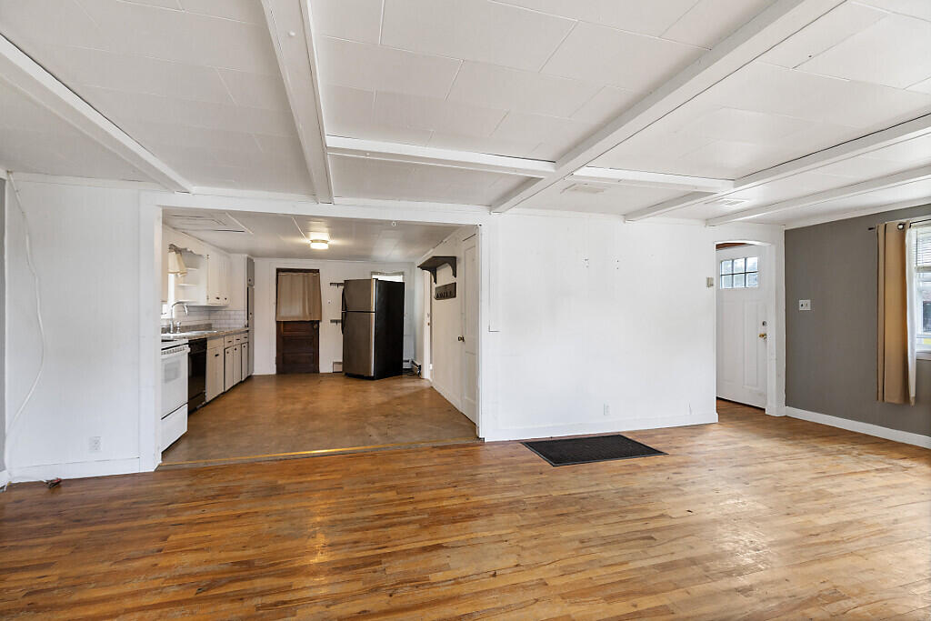 6 Stuart Street Winslow, ME 04901 - Photo 13 of 31 16_BP5A5468_DxO_mls