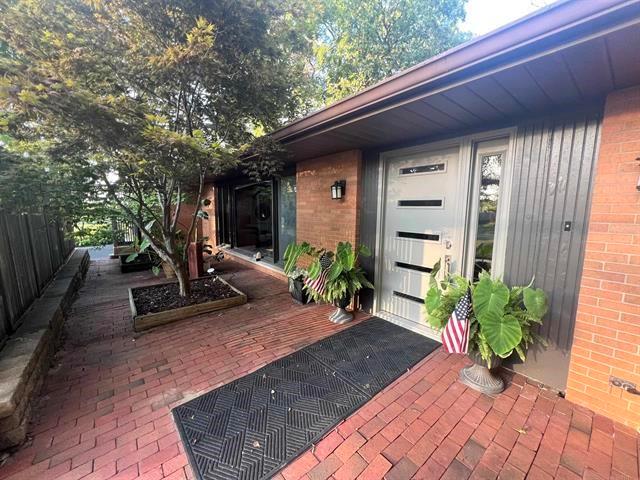 5210 North Oak Road Muncie, IN 47303 - Photo 2 of 36 Gallery Image 2