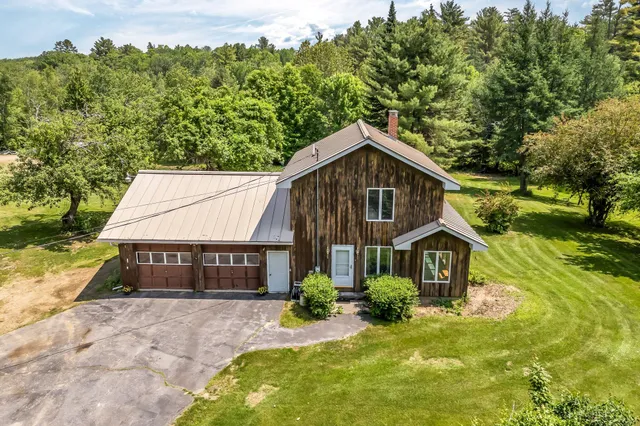 $399,000 | 428 Bean Road, Mount Vernon, ME 04352