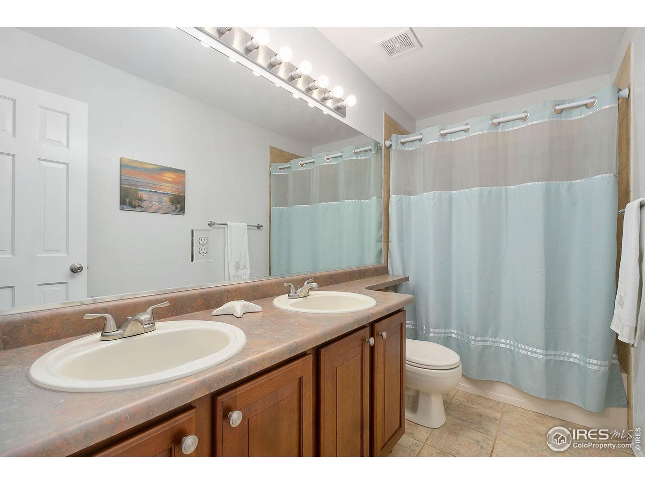 2126 Westchase Road Fort Collins, CO 80528 - Photo 26 of 33 Upper level guest bath