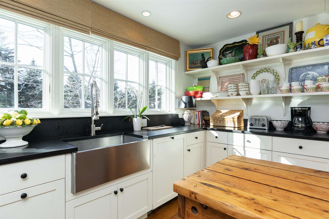 31 Spring Hill Road New Castle, NH 03854 - Photo 8 of 40 Gallery Image 8