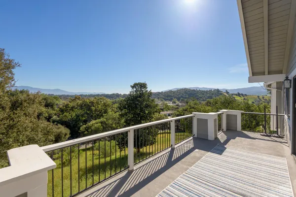 $895,000 | 736 Hillside Drive, Solvang, CA 93463