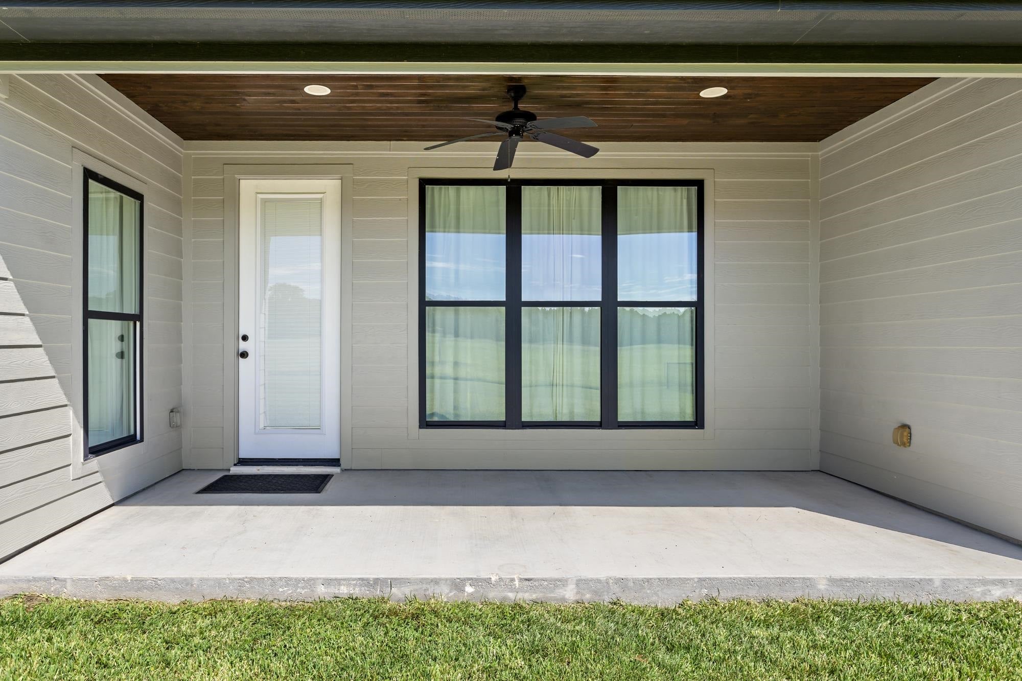 1210 Cuniff Road Sour Lake, TX 77659 - Photo 28 of 36 Gallery Image 28