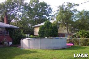 3136 Hilly Road Bethlehem, PA 18017 - Photo 3 of 5 Yard