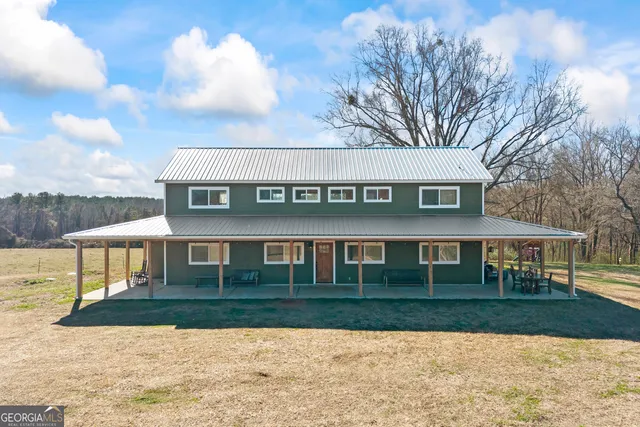 a sign that is on the side of a building