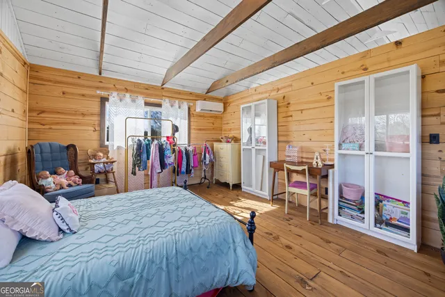 a view of a yard with trees