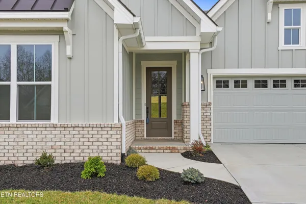 $799,900 | 12711 Red Poppy Drive, Farragut, TN 37934