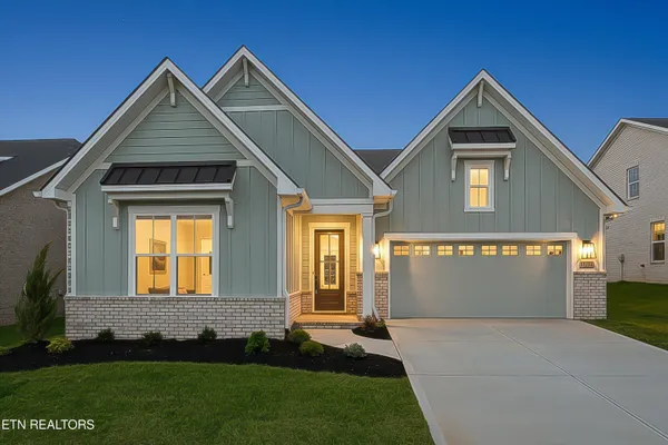 $799,900 | 12711 Red Poppy Drive, Farragut, TN 37934