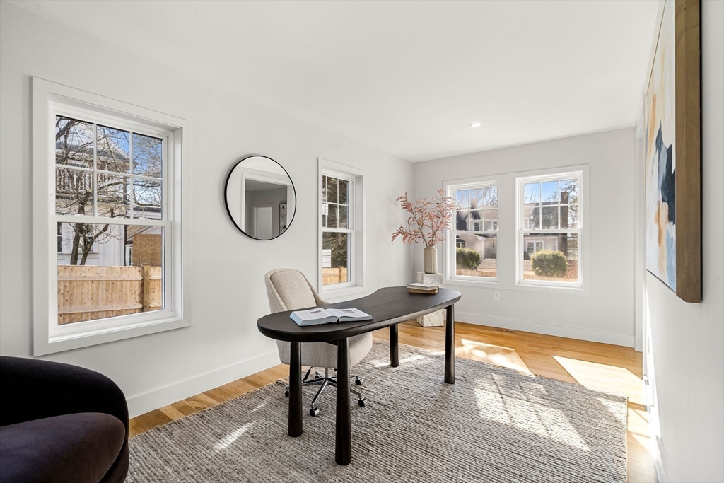 873 Chestnut Street Newton, MA 02468 - Photo 25 of 42
