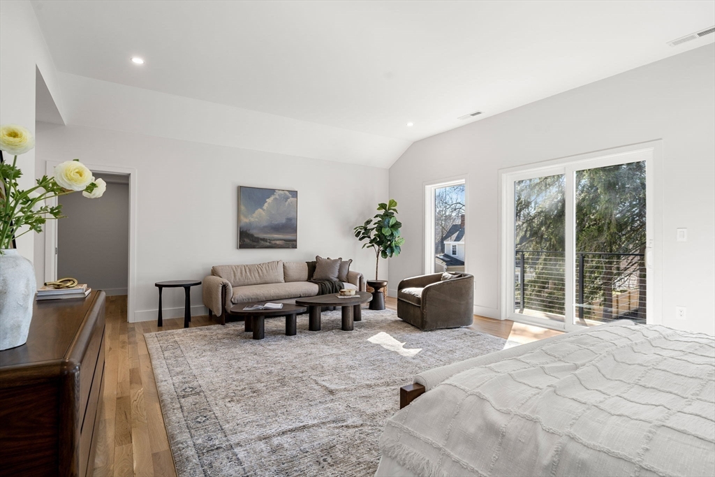 873 Chestnut Street Newton, MA 02468 - Photo 28 of 42