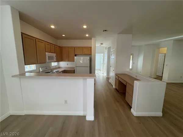 $2,000 | 2166 Grand Traverse Street, Henderson, NV 89052