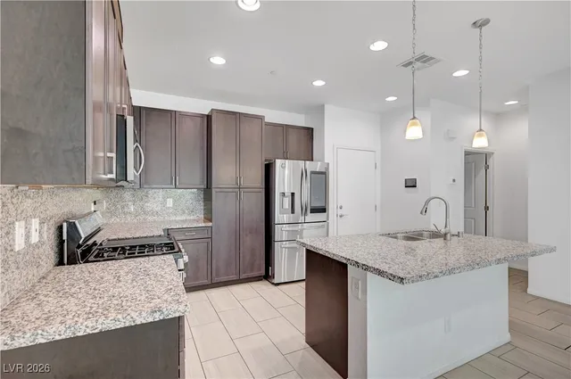 $2,225 | 985 Via Lombardi, Henderson, NV 89011