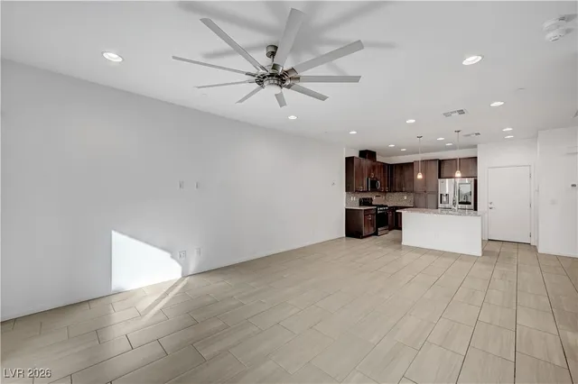 $2,225 | 985 Via Lombardi, Henderson, NV 89011