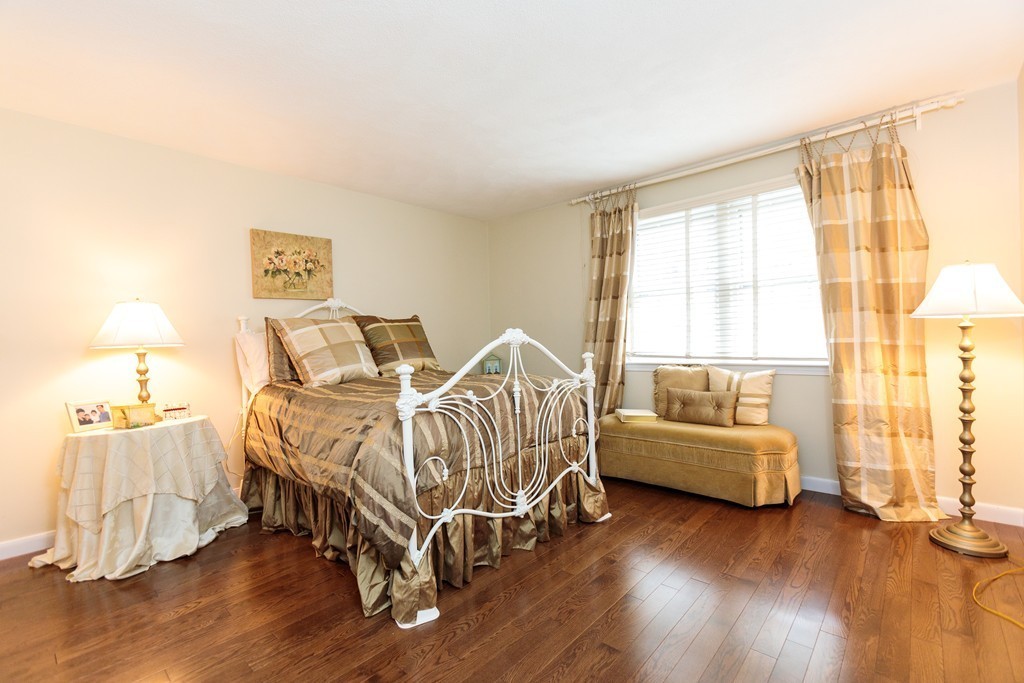 90 Westerly Road Weston, MA 02493 - Photo 17 of 22 Gallery Image 17