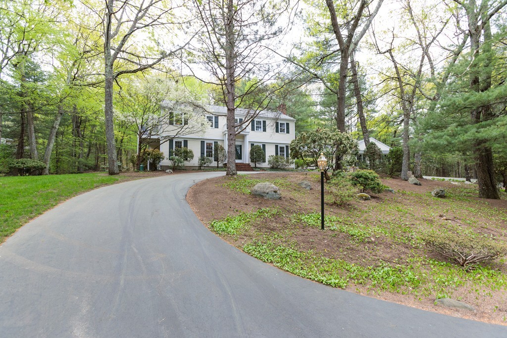 90 Westerly Road Weston, MA 02493 - Photo 2 of 22 Gallery Image 2