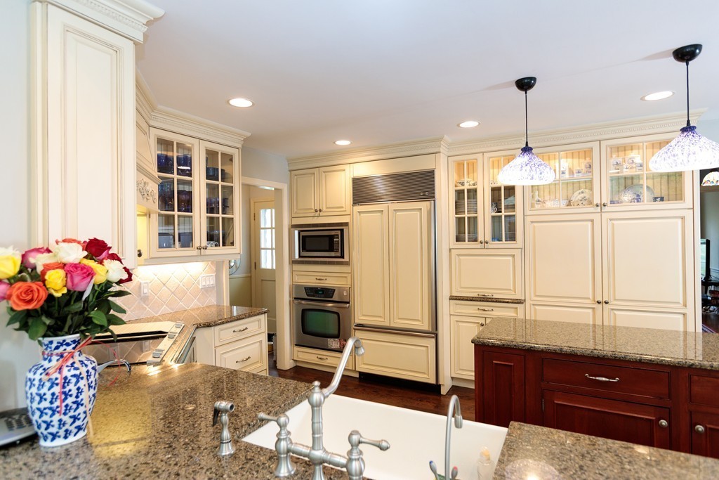 90 Westerly Road Weston, MA 02493 - Photo 9 of 22 Gallery Image 9