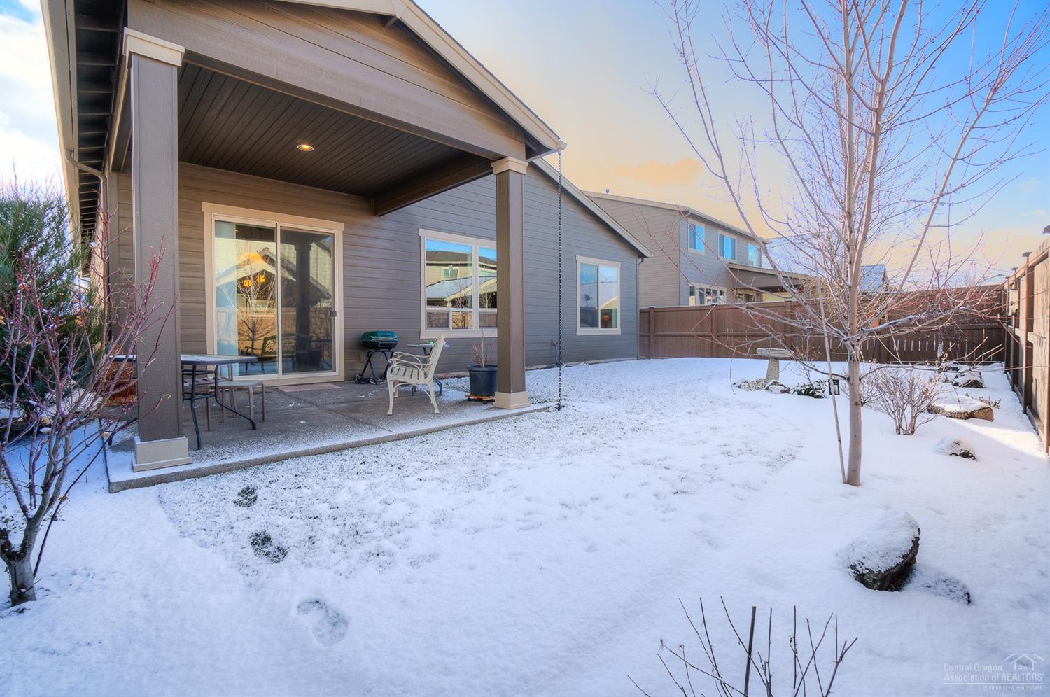 61121 Manhae Loop Bend, OR 97702 - Photo 16 of 24 Additional Photo