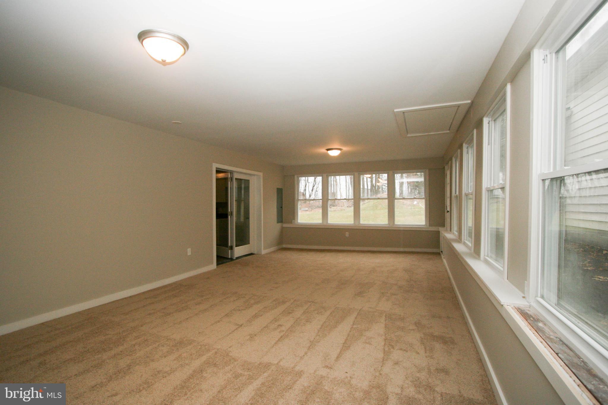 4785 Lewisberry Road Dover, PA 17315 - Photo 19 of 55 Florida room/Sun room - level 1