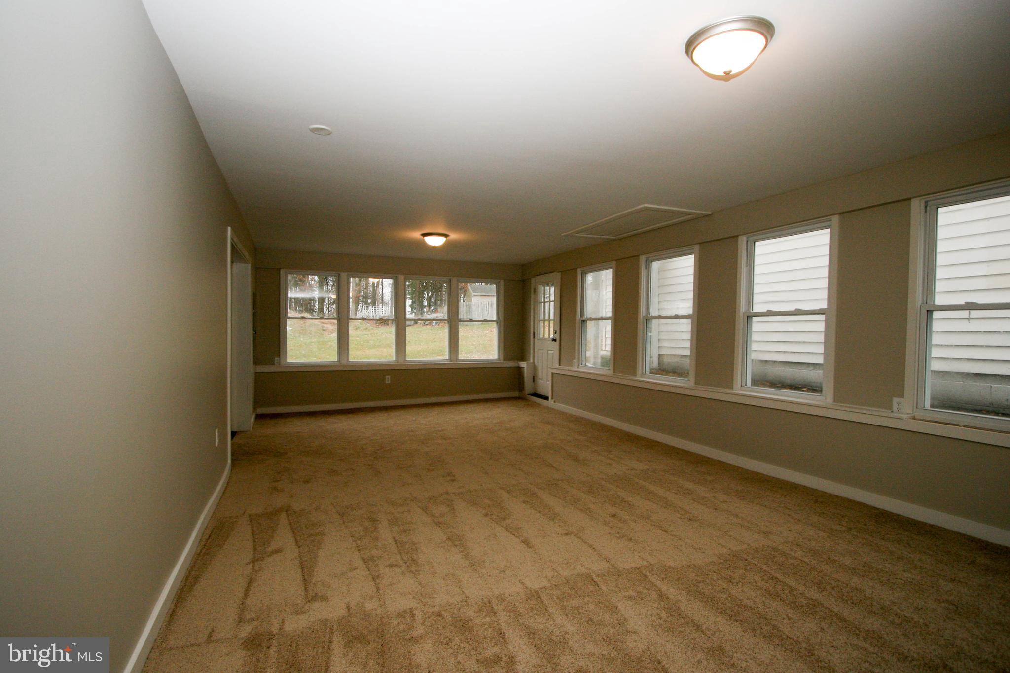 4785 Lewisberry Road Dover, PA 17315 - Photo 20 of 55 Florida room/Sun room - level 1