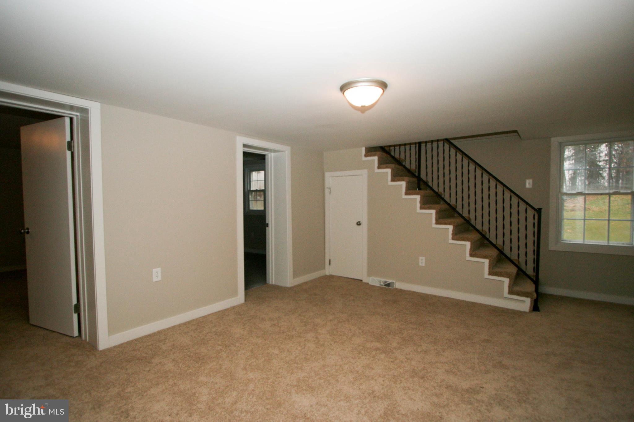 4785 Lewisberry Road Dover, PA 17315 - Photo 24 of 55 Family room - level 1
