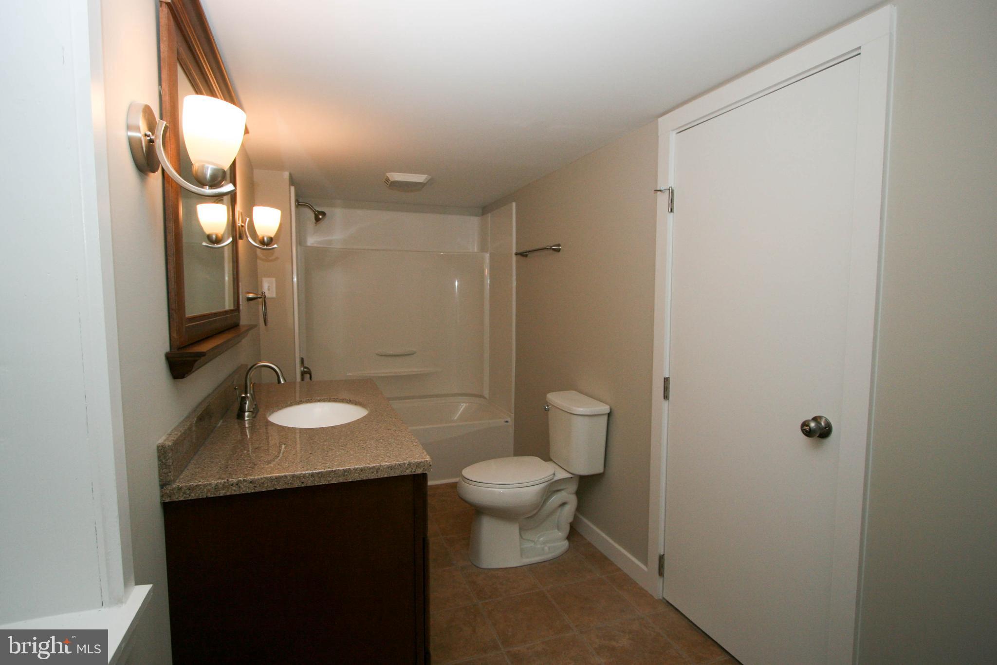 4785 Lewisberry Road Dover, PA 17315 - Photo 27 of 55 Full bath - level 1