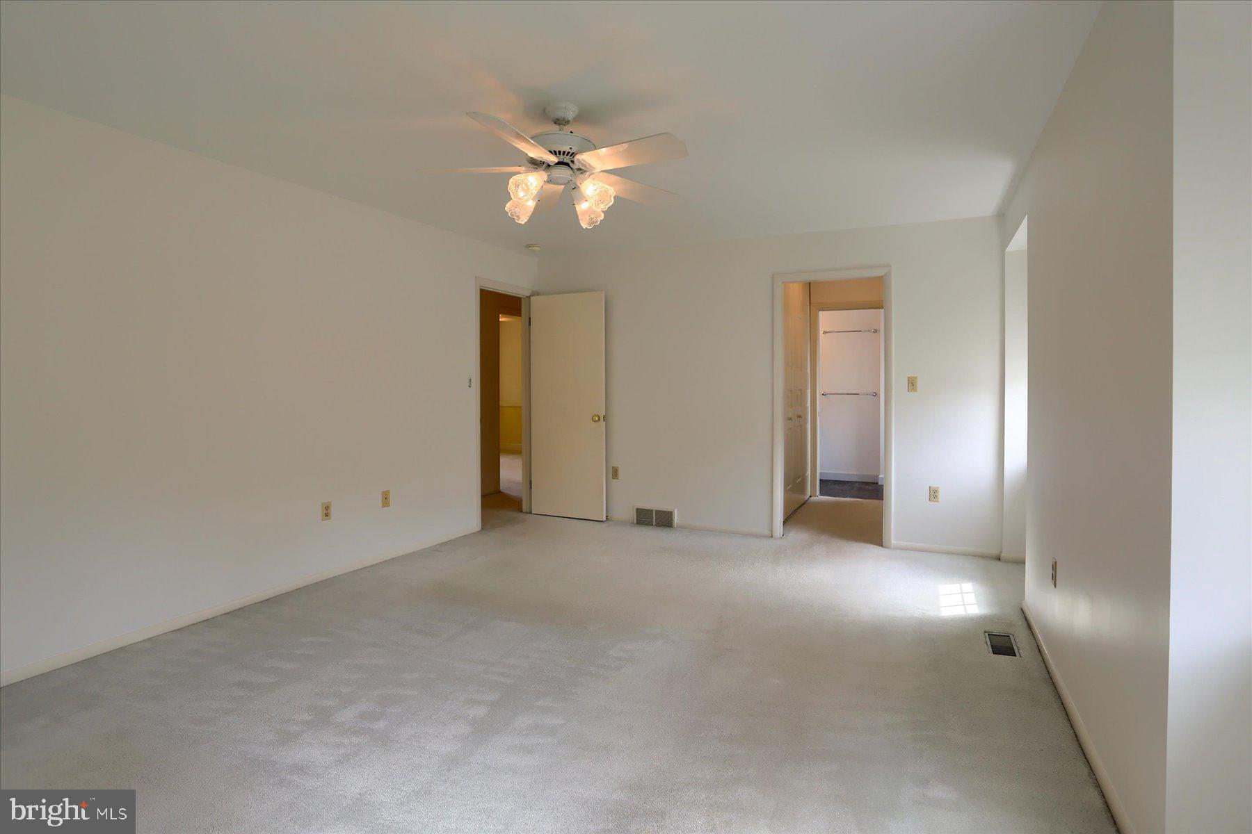 933 Greenlea Road Hershey, PA 17033 - Photo 22 of 41 Gallery Image 22