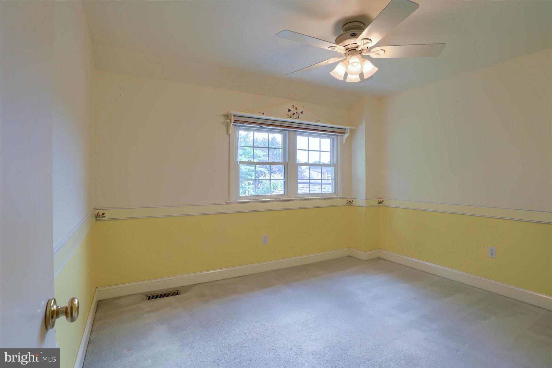 933 Greenlea Road Hershey, PA 17033 - Photo 29 of 41 Gallery Image 29