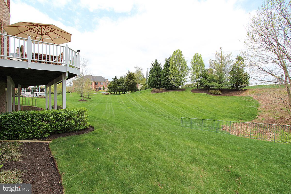 15930 Spyglass Hill Loop Gainesville, VA 20155 - Photo 41 of 46