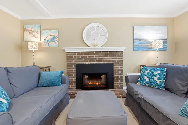 $3,650 | 1522 Powells Tavern Place, Herndon, VA 20170
