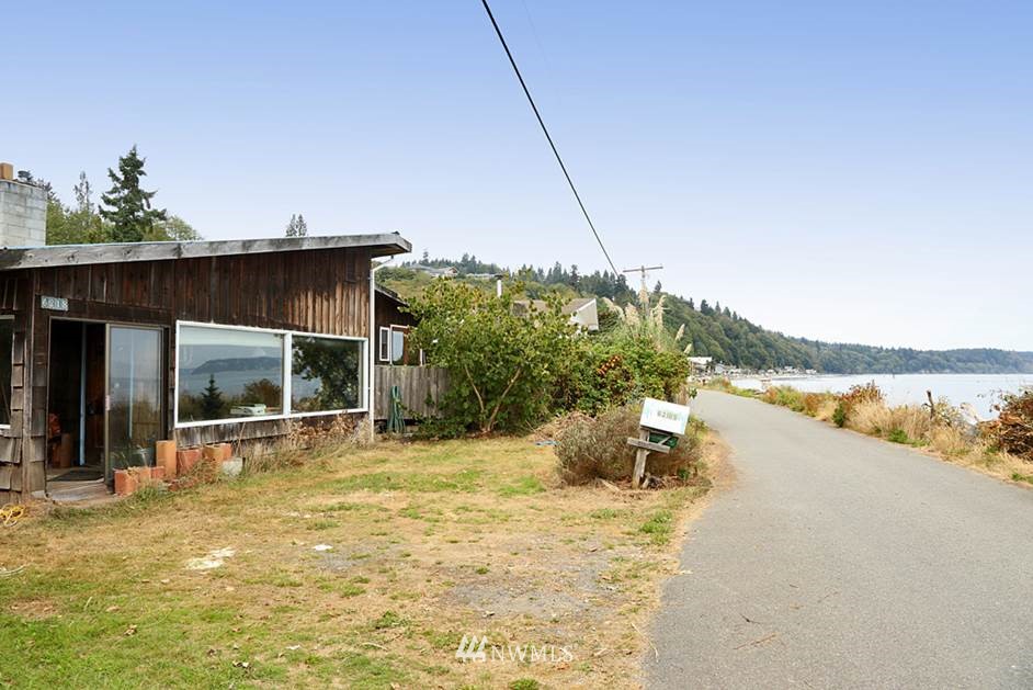 6218 South Brighton Beach Road Clinton, WA 98236 - Photo 4 of 25 Gallery Image 4