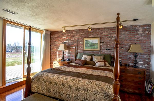 86 Everett Street Natick, MA 01760 - Photo 12 of 22