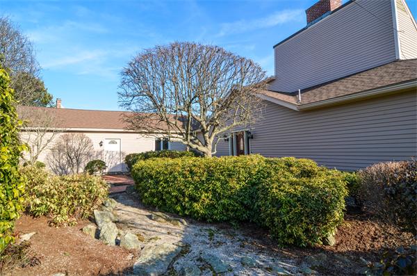 86 Everett Street Natick, MA 01760 - Photo 3 of 22