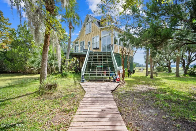 $650,000 | 45 Vinel Lane, Bluffton, SC 29910