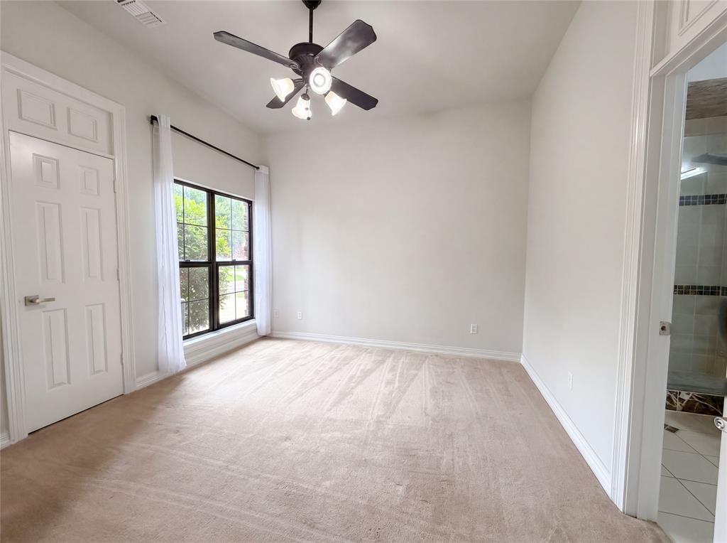 2405 Castle Rock Road Arlington, TX 76006 - Photo 17 of 28